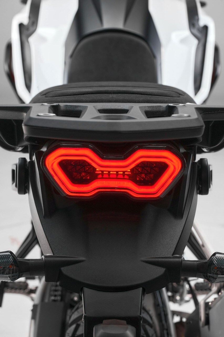 Test ANTEPRIMA - MV Agusta LXP Orioli: lucida follia +VIDEO+